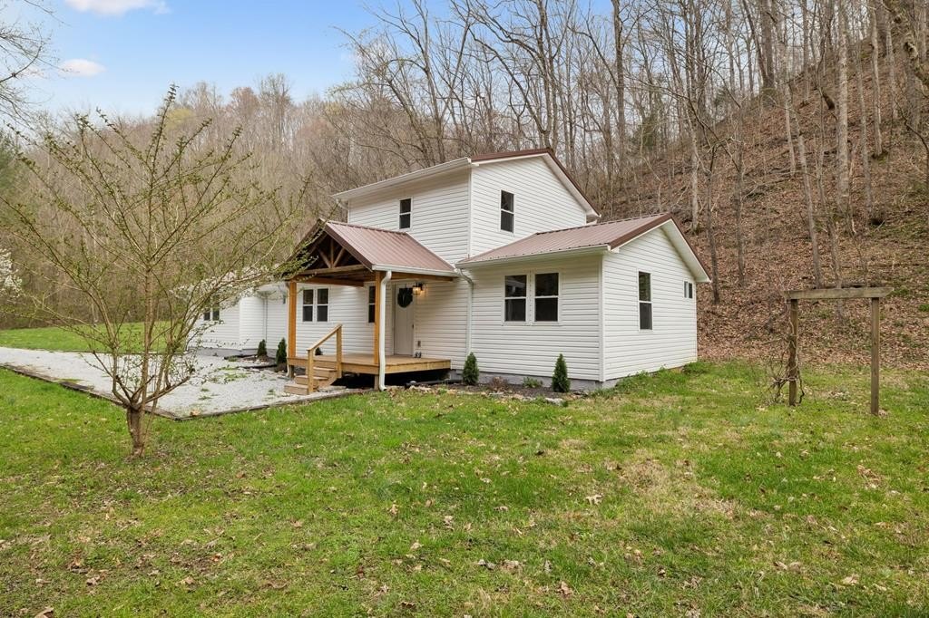 Other 3BR 3BA - 1069 Pleasant Shade Hwy, Pleasant Shade, TN