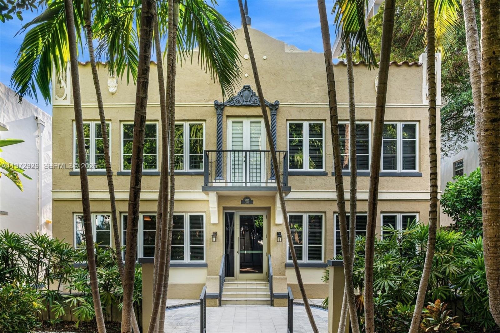 Condo 2BR 2BA - 1018 Meridian Ave, Miami Beach, FL