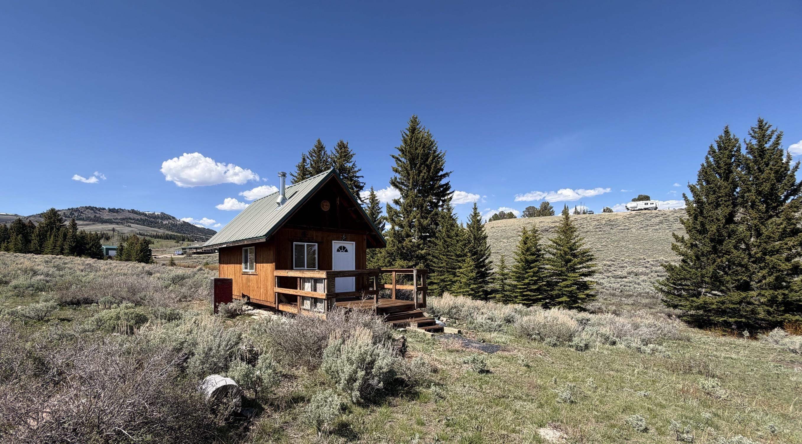 Single Family 1BR - 727 Sheep Dip Drive, Kemmerer, WY