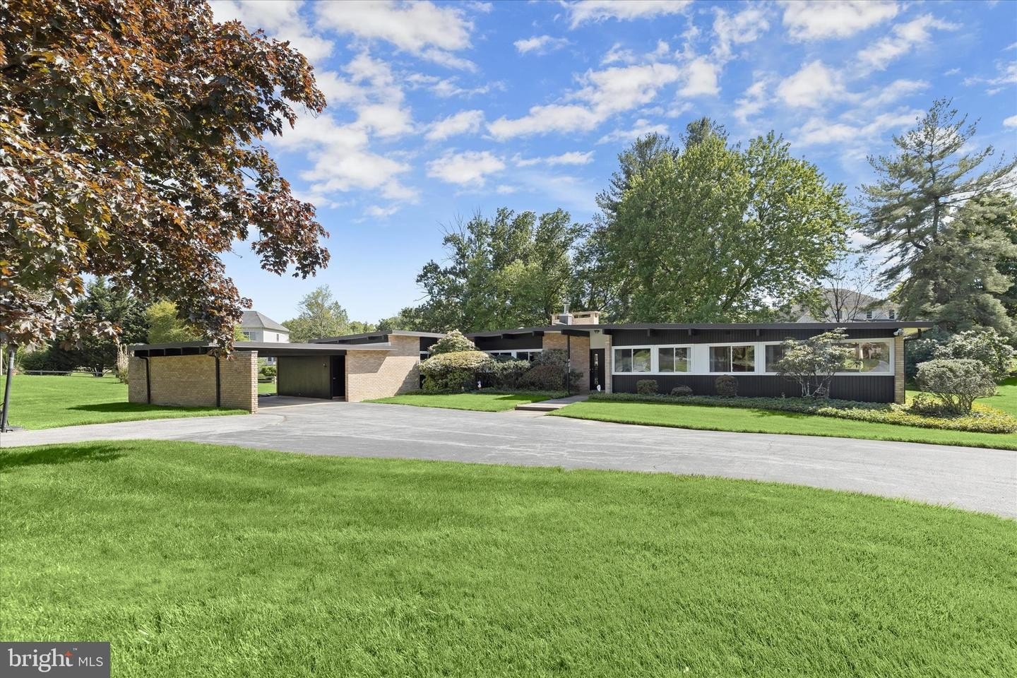 Single Family 4BR 3BA - 5 STONE HOLLOW CT, BALTIMORE, MD