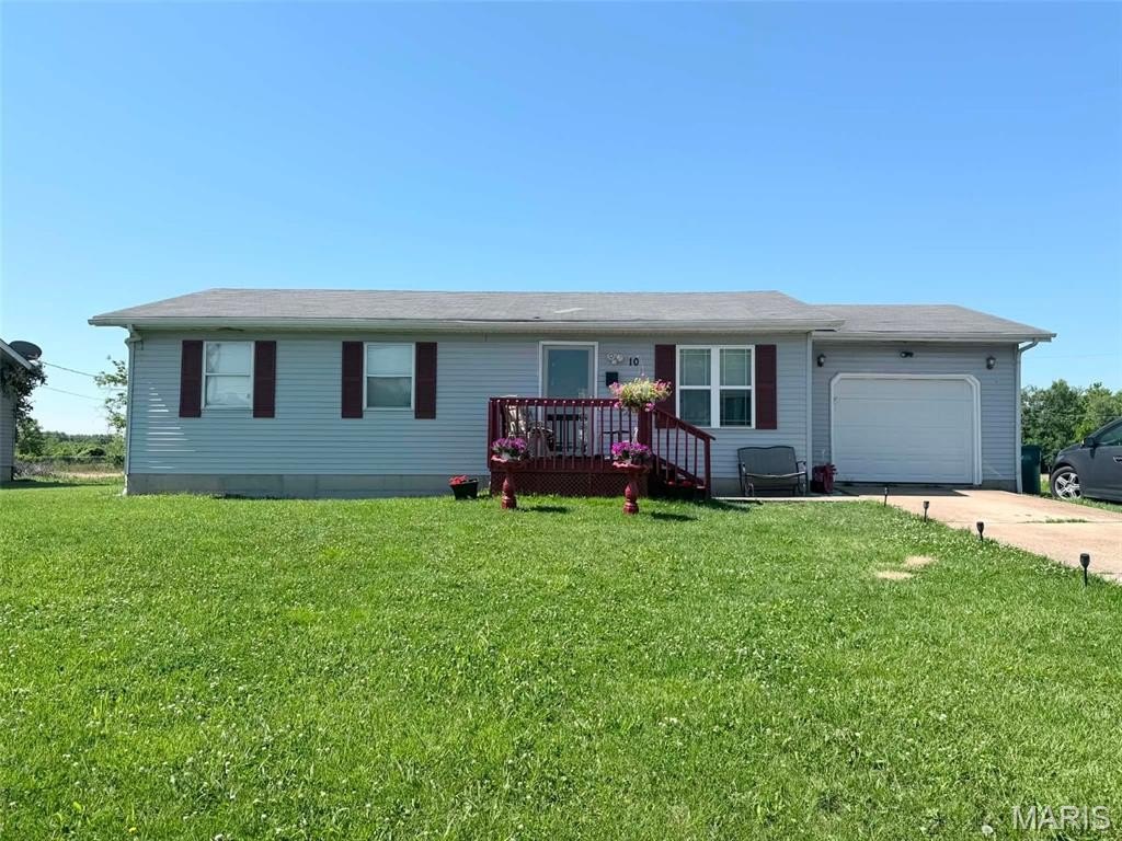 Single Family 3BR 1BA - 10 Ruby Street, Cahokia, IL