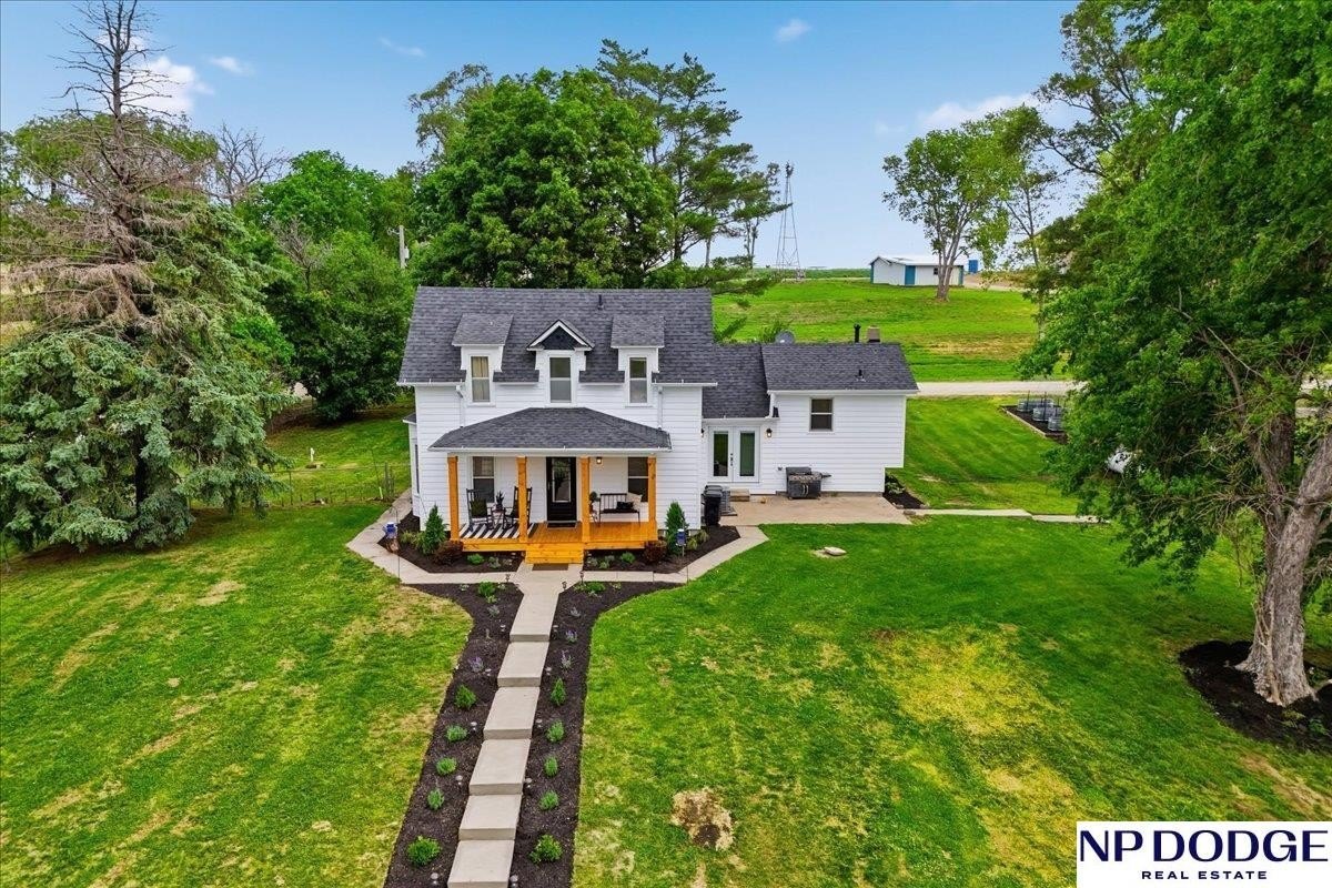 Single Family 5BR 3BA - 25091 Jaguar Loop, Underwood, IA