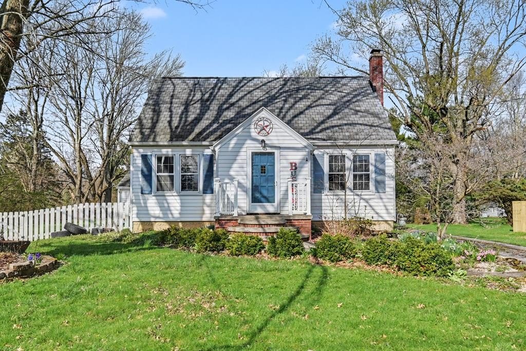 Single Family 3BR 2BA - 964 Thoman Street, Crestline, OH