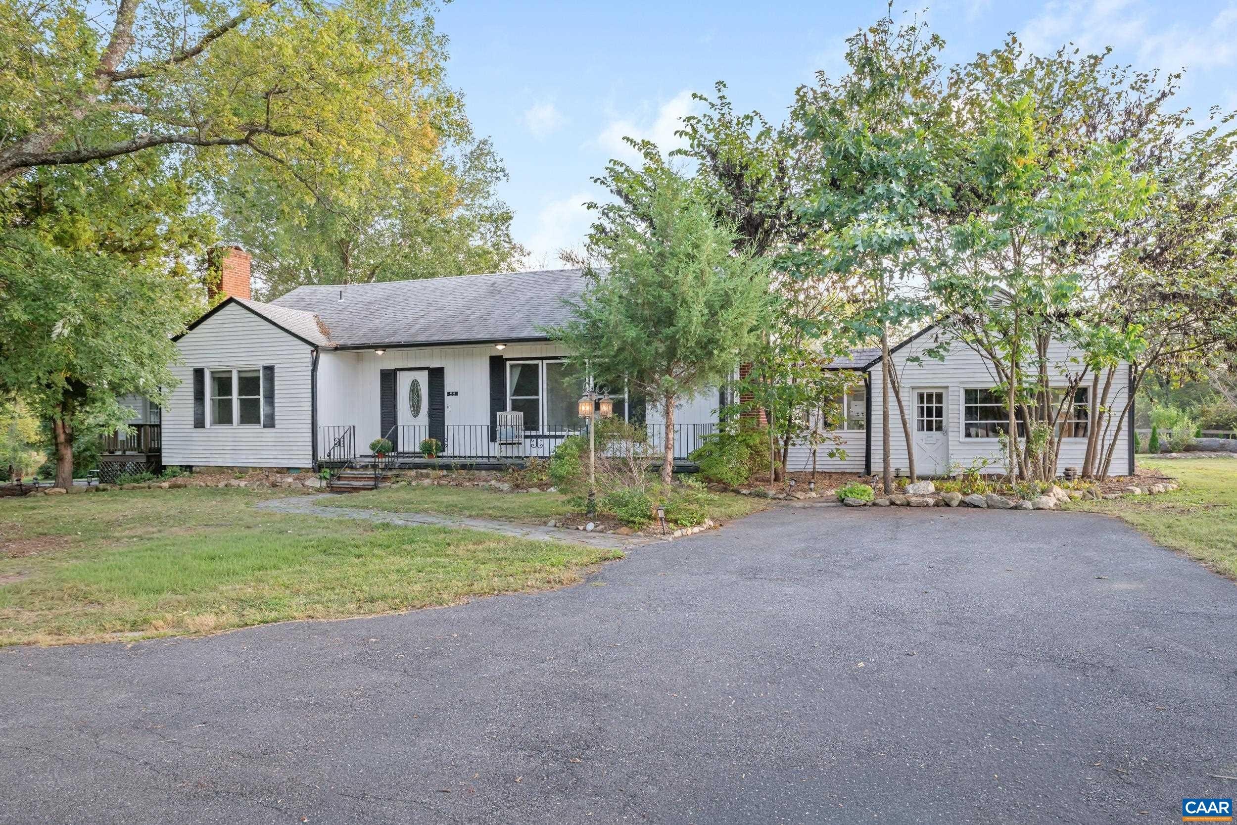 Single Family 5BR 4BA - 88 WINDHAVEN LN, AFTON, VA
