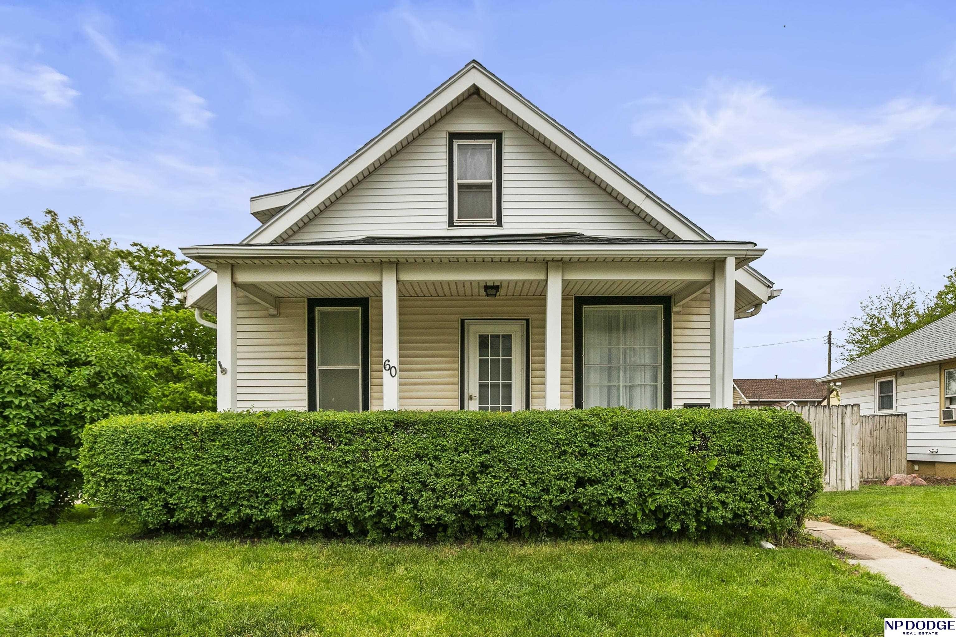 Single Family 3BR 2BA - 60 S Bell Street, Fremont, NE