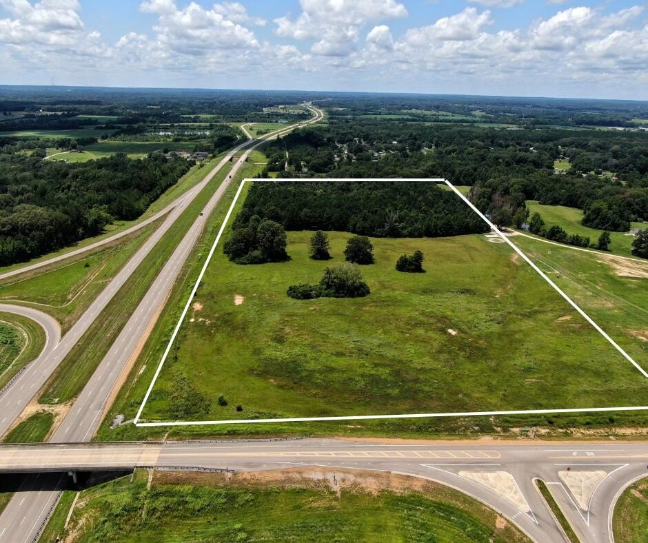 Single Family - 25 ac Hwy 6, Tupelo, MS