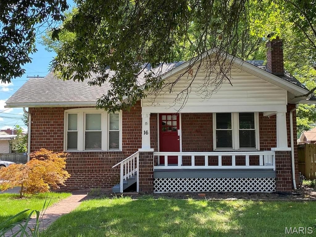 Single Family 3BR 1BA - 16 S 21st Street, Belleville, IL