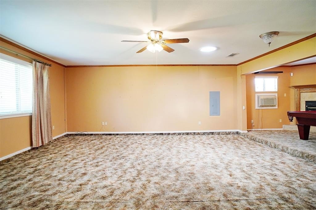 Single Family 4BR 4BA - 1734 Hartford Drive, Carrollton, TX