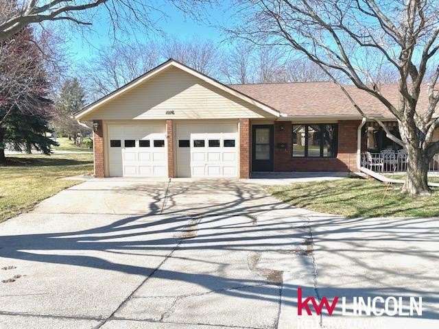 Single Family 2BR 2BA - 1116 Silver Ridge #17 Road, Lincoln, NE