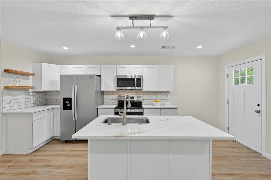 Single Family 3BR 2BA - 2531 S Mirick Avenue, Denison, TX