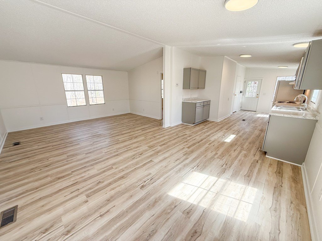 Single Family 3BR 2BA - 13275 Oral Oaks Road, Victoria, VA