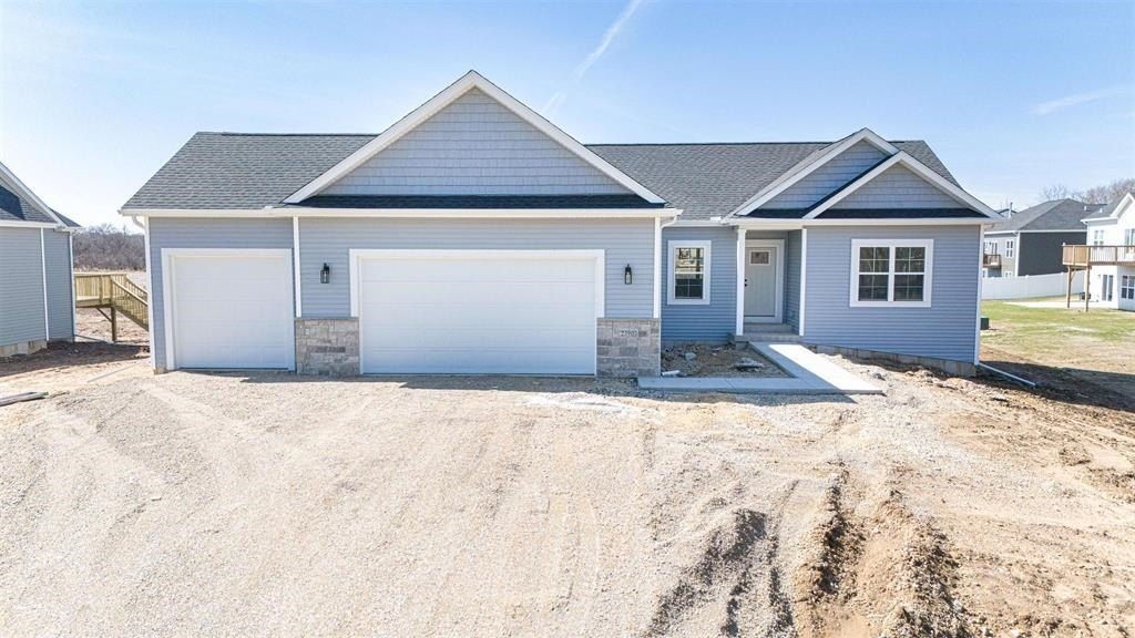 Single Family 3BR 2BA - 425 Village Lane, Ripon, WI