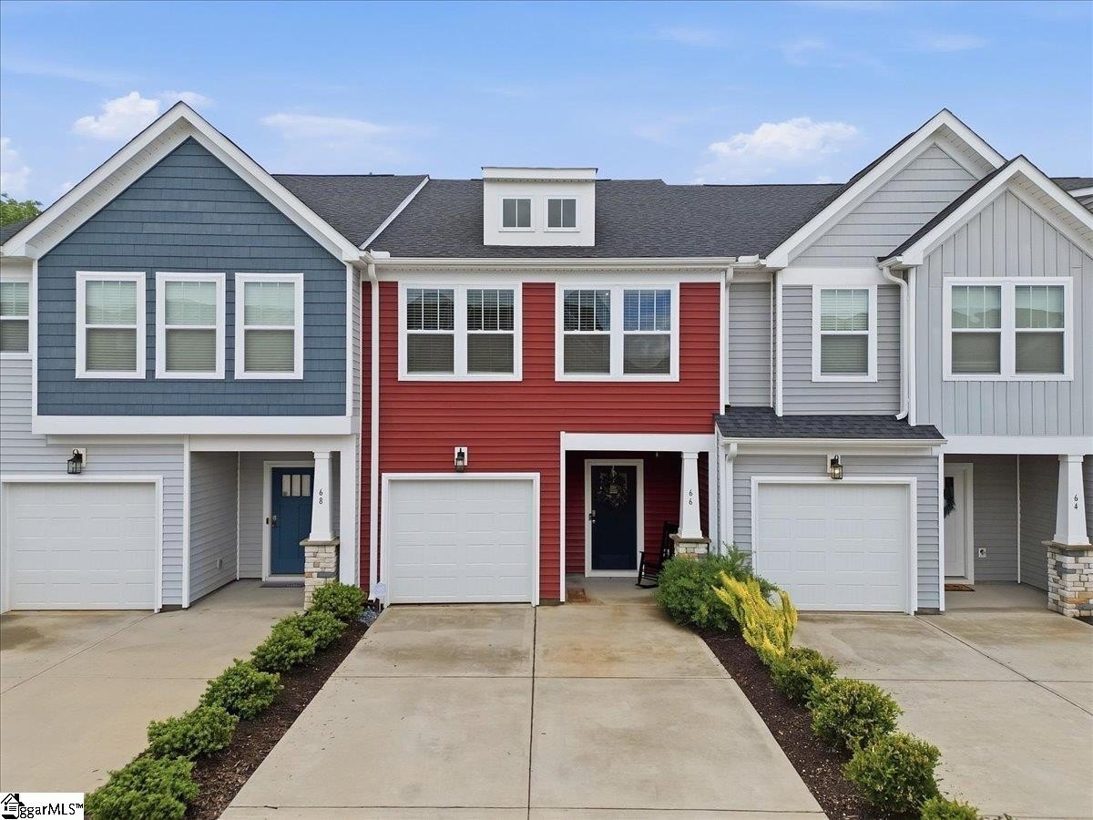 Single Family 3BR 3BA - 66 Mardale Lane, Greenville, SC