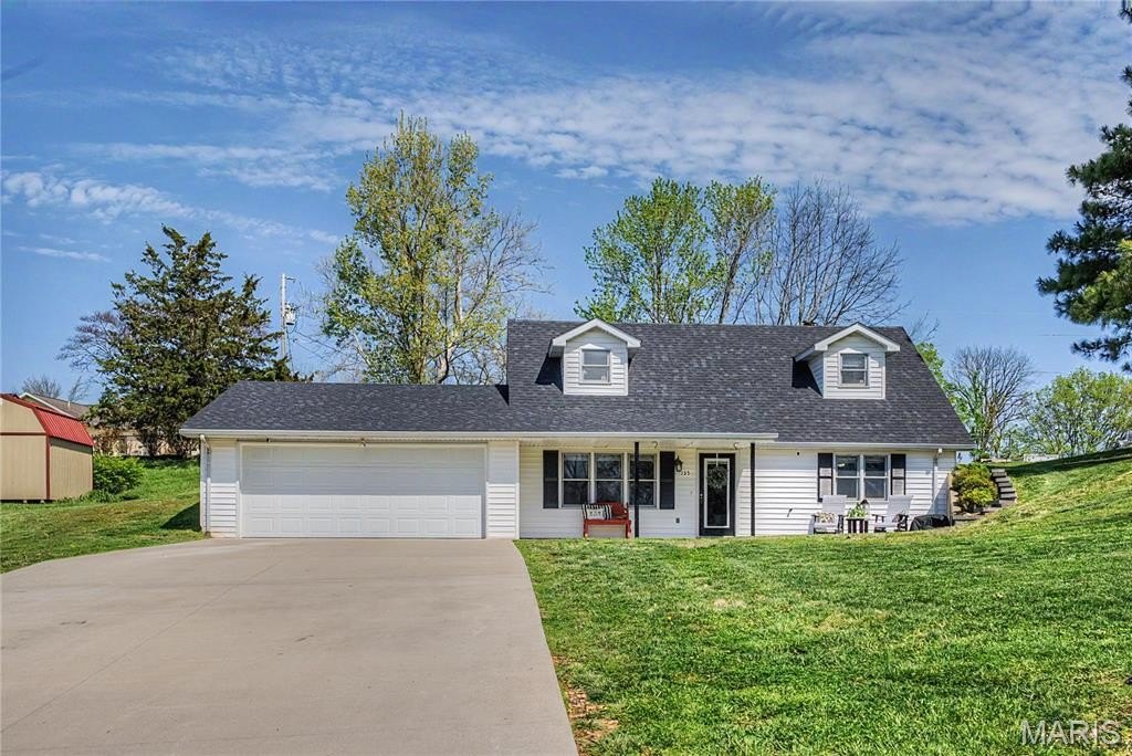 Single Family 3BR 2BA - 135 Binghampton Drive, Jackson, MO