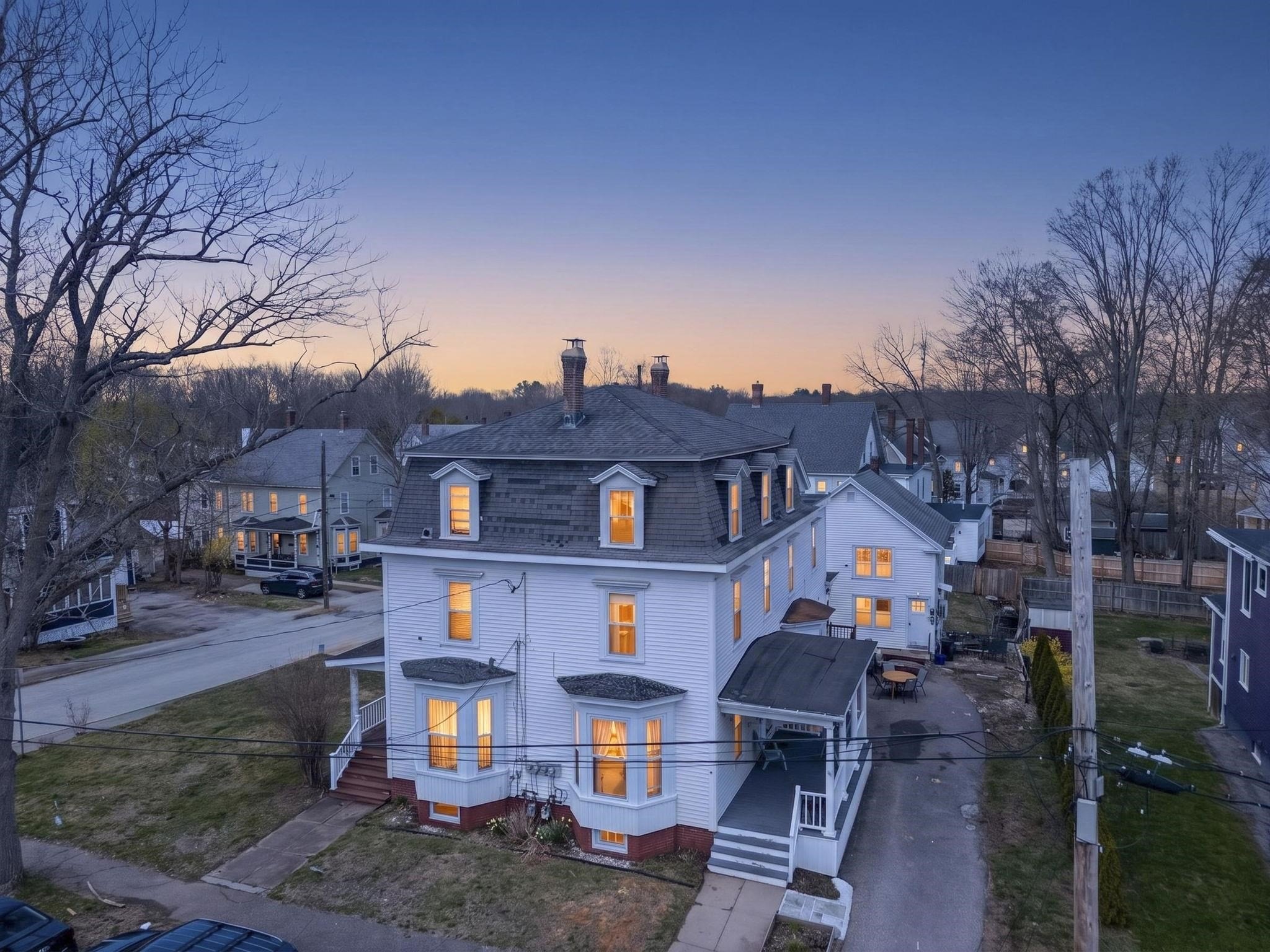 Condo 4BR 1BA - 11 W Concord Street, Dover, NH