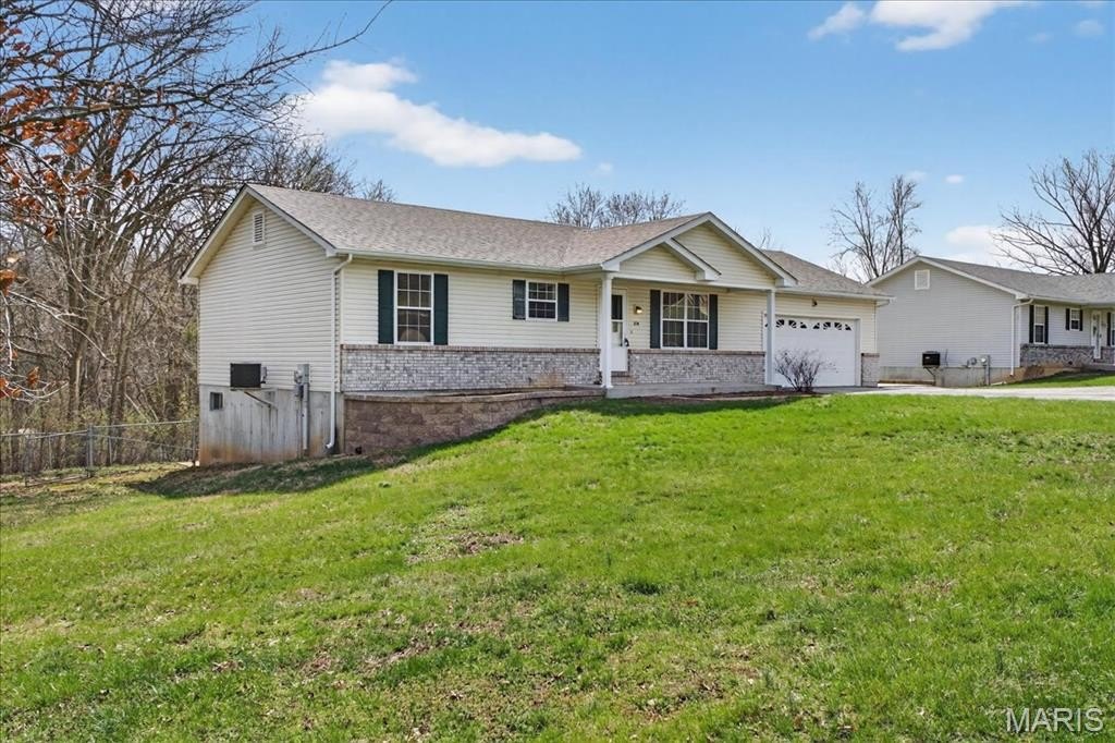 Single Family 3BR 2BA - 254 Highway M, Villa Ridge, MO
