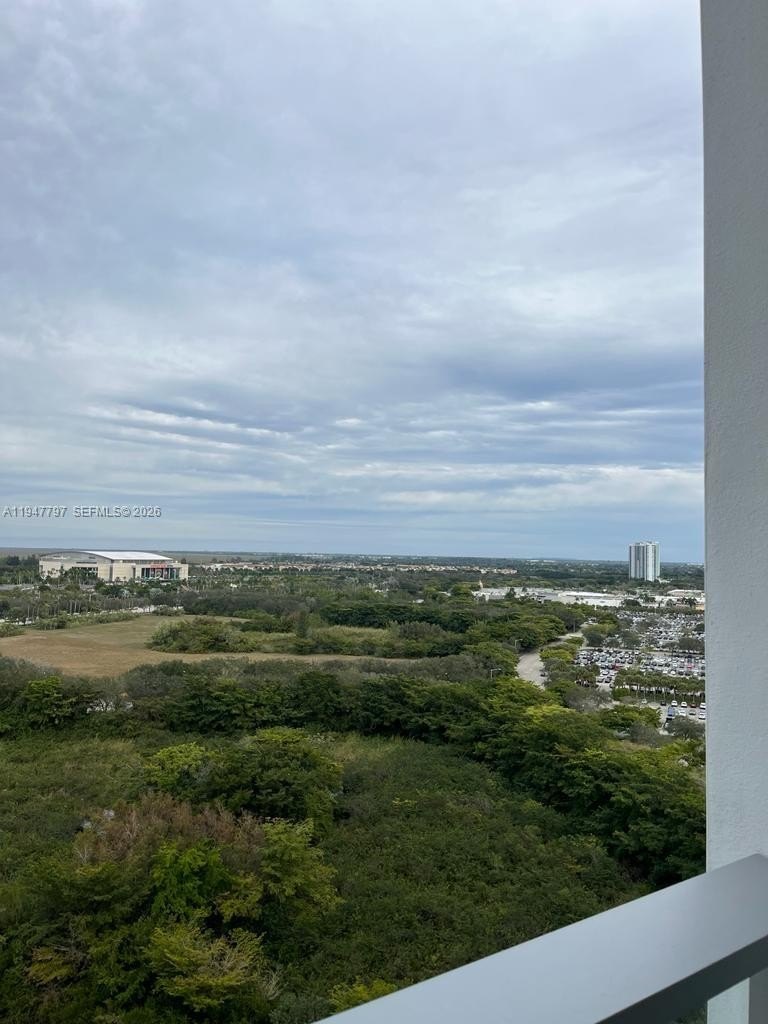 Condo 2BR 2BA - 2000 Metropica Way, Sunrise, FL
