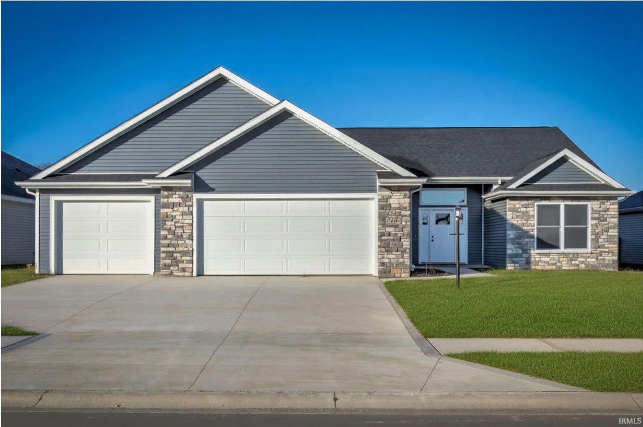 Single Family 3BR 2BA - 3422 Cantabria Cove, Auburn, IN