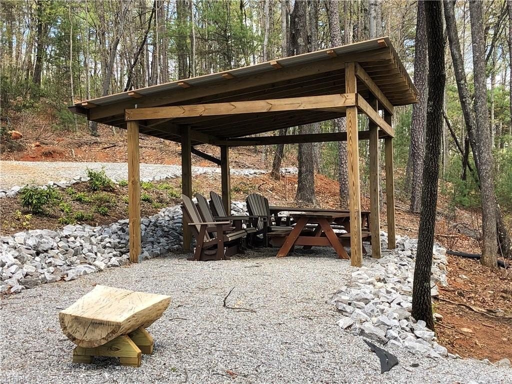 Single Family - 337 Lucas Path Drive, Purlear, NC