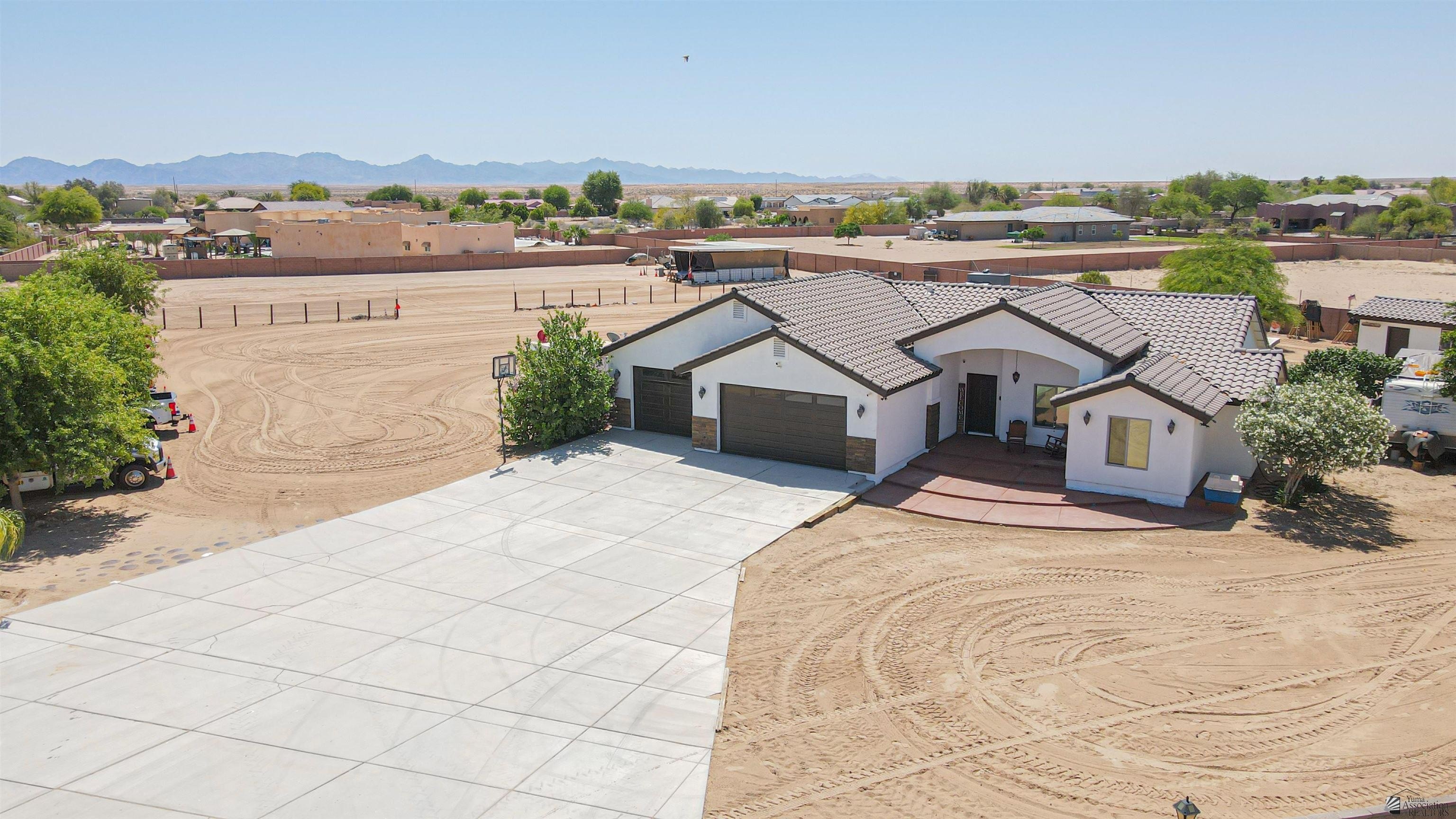 Other 4BR 2BA - 4527 E COUNTY 15 ST, Yuma, AZ