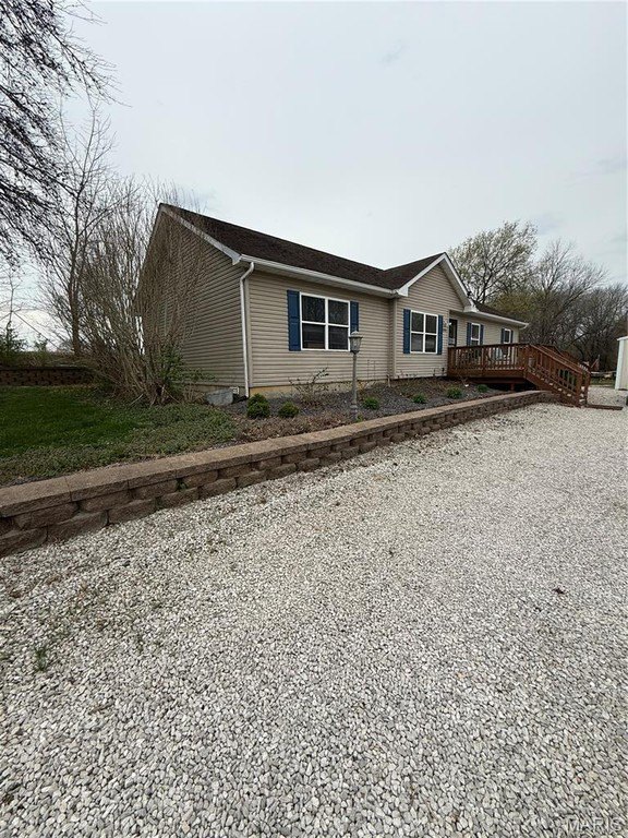 Single Family 3BR 2BA - 10901 Emerald Mound Grange Road, Lebanon, IL