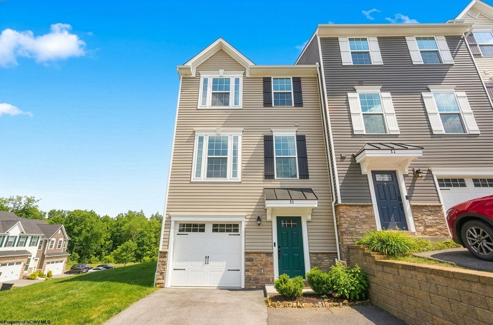 Single Family 3BR 3BA - 51 Hewstone Court, Morgantown, WV