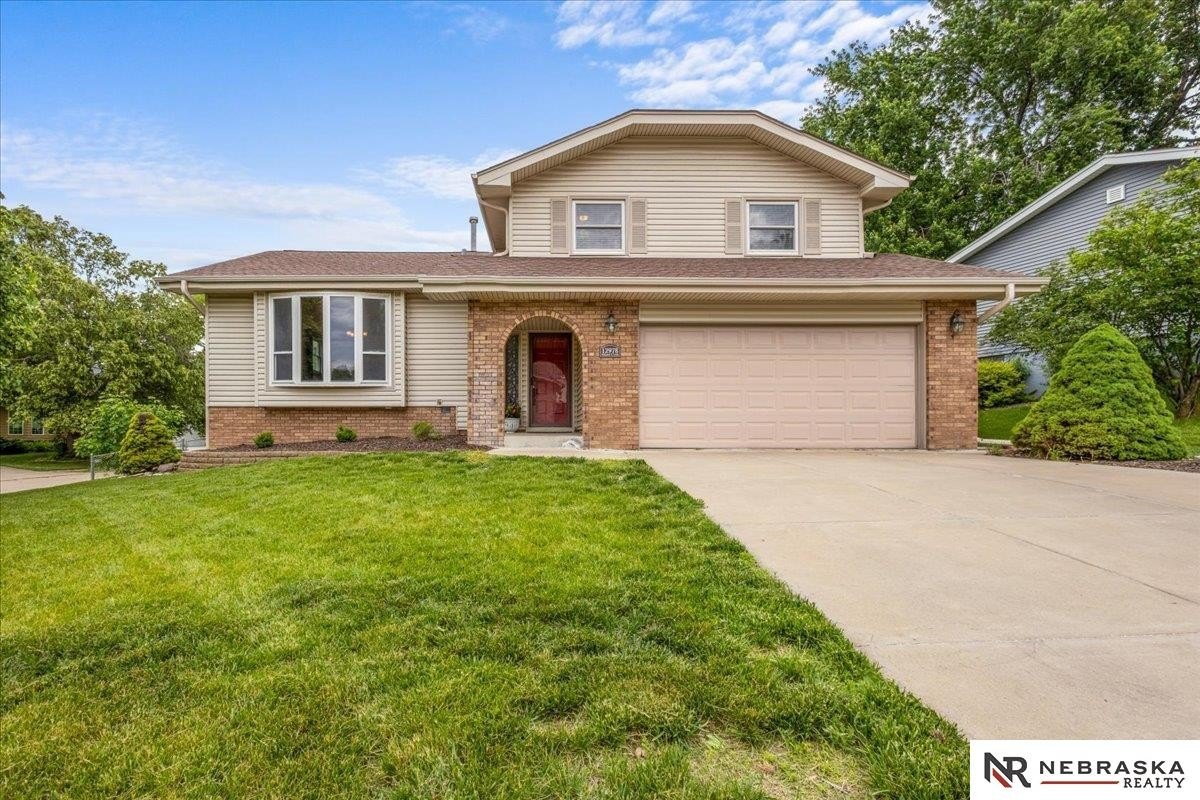 Single Family 3BR 3BA - 12978 Miami Circle, Omaha, NE