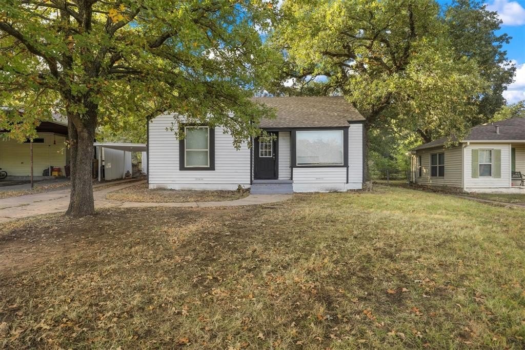 Single Family 2BR 1BA - 38 Vaughn Drive, Denison, TX