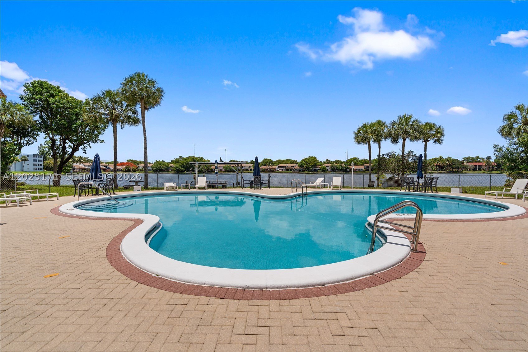 Condo 2BR 2BA - 671 NE 195th St, Miami, FL