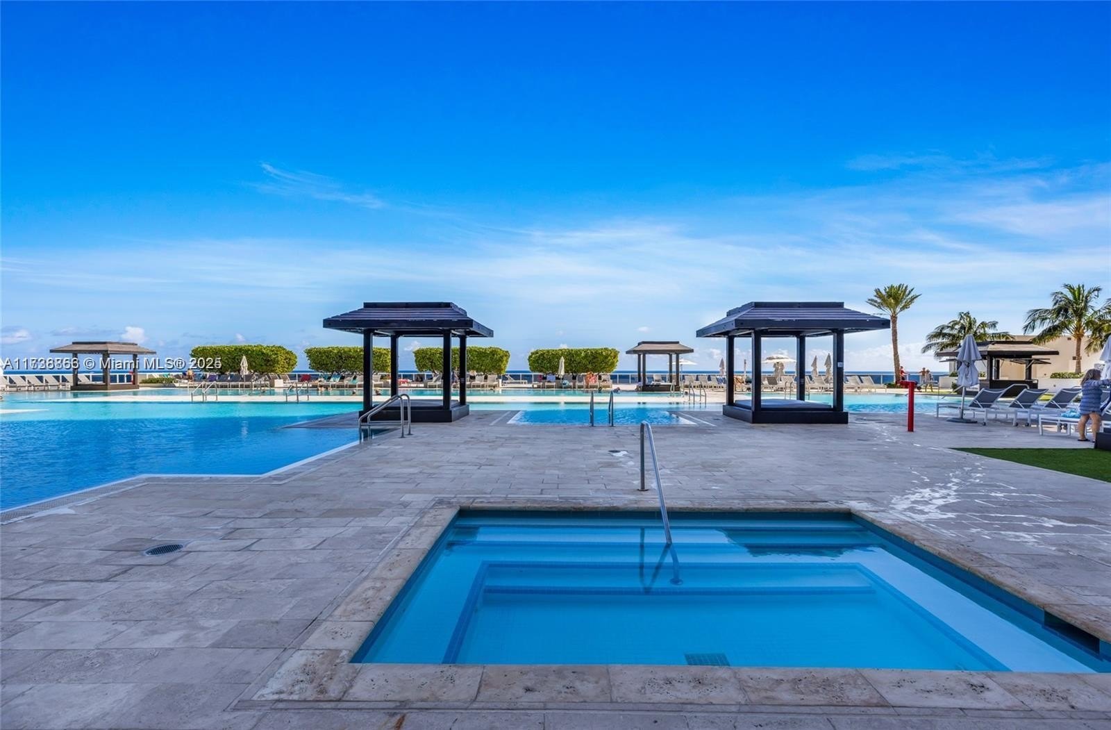 Condo 1BR 1BA - 1830 S Ocean Dr, Hallandale  Beach, FL