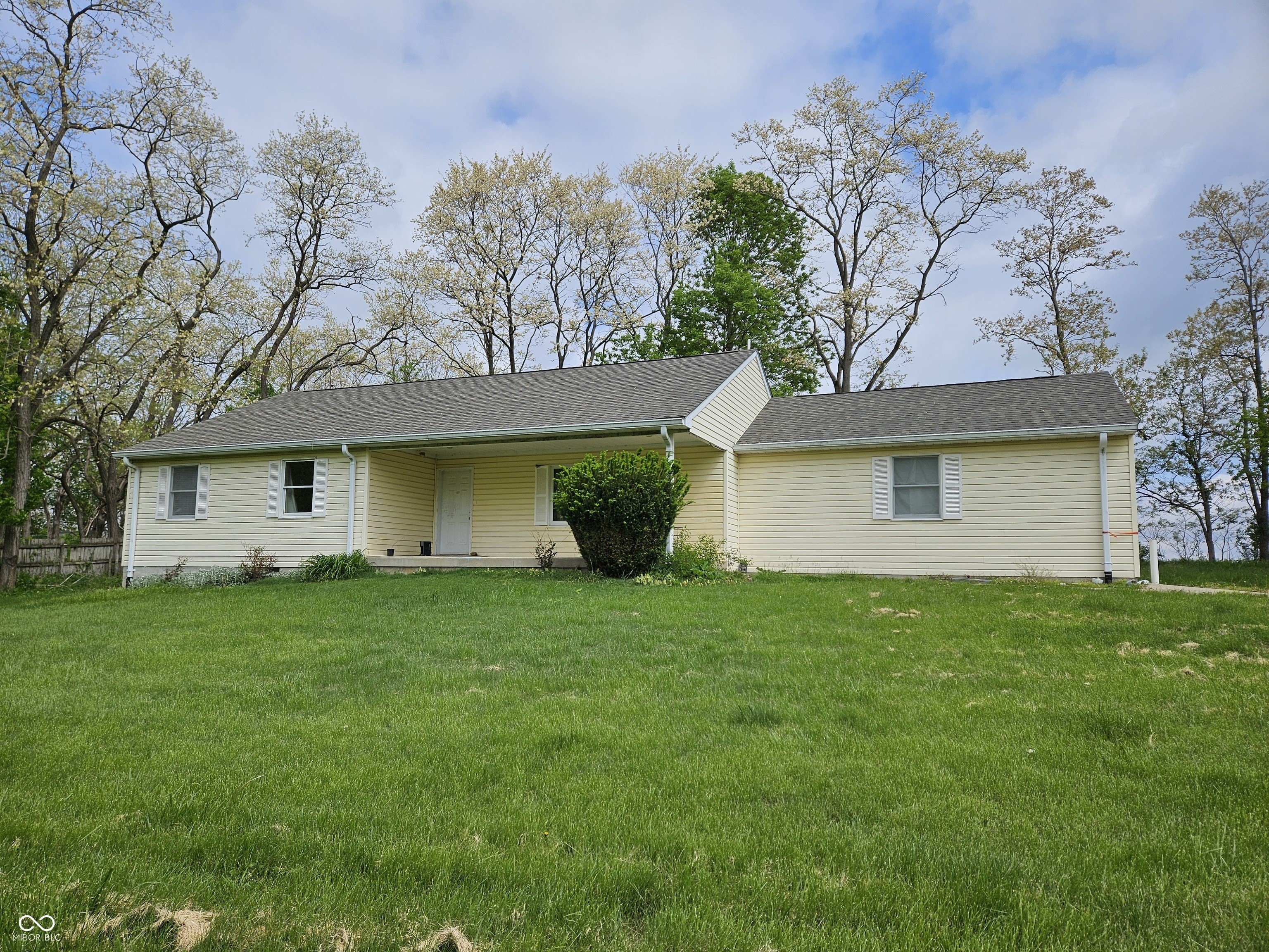 Single Family 3BR 2BA - 6243 E County Road 600 N, Bainbridge, IN