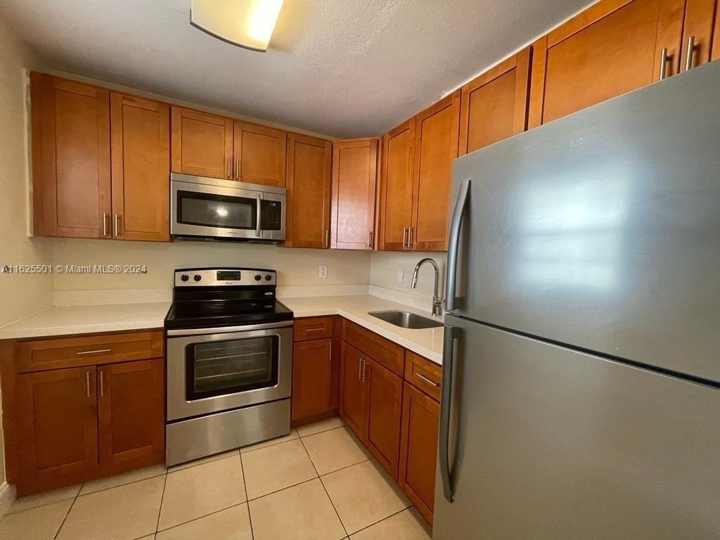Condo 1BR 1BA - 15600 NW 7th Ave, Miami, FL