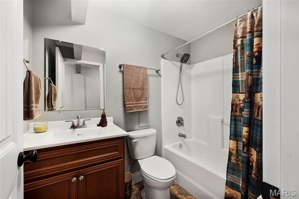 Single Family 3BR 3BA - 3085 Flucom Road, De Soto, MO