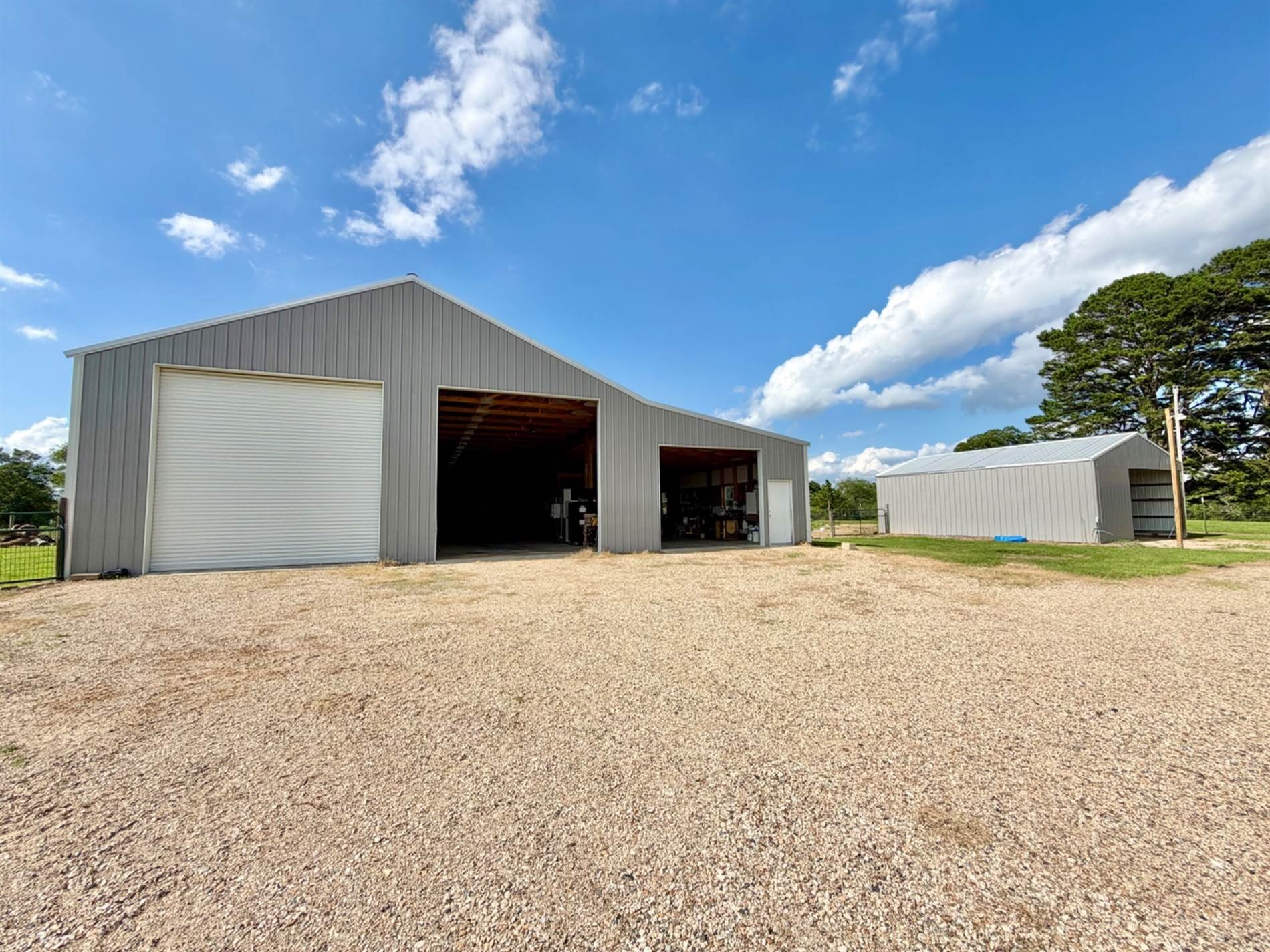 Single Family 3BR 2BA - 6650 FM 2149, MAUD, TX
