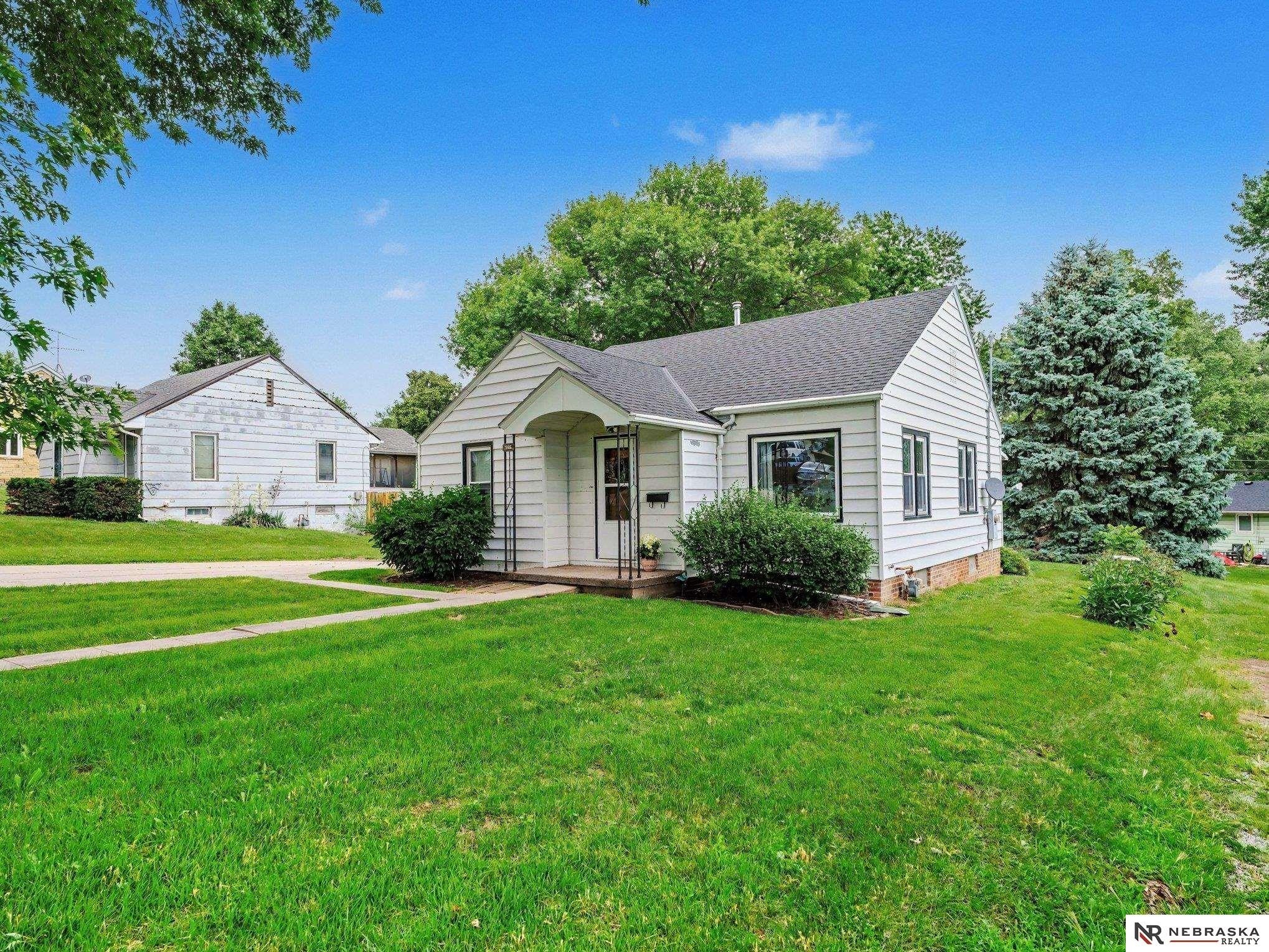 Single Family 2BR 1BA - 986 Midland Street, Syracuse, NE