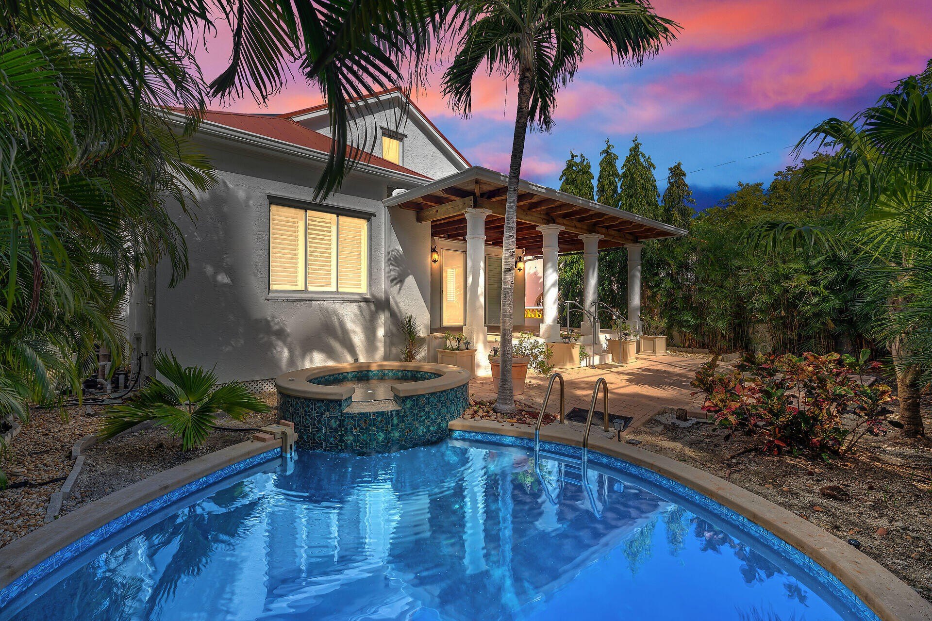 Single Family 4BR 3BA - 3700 Eagle Avenue, Key West, FL