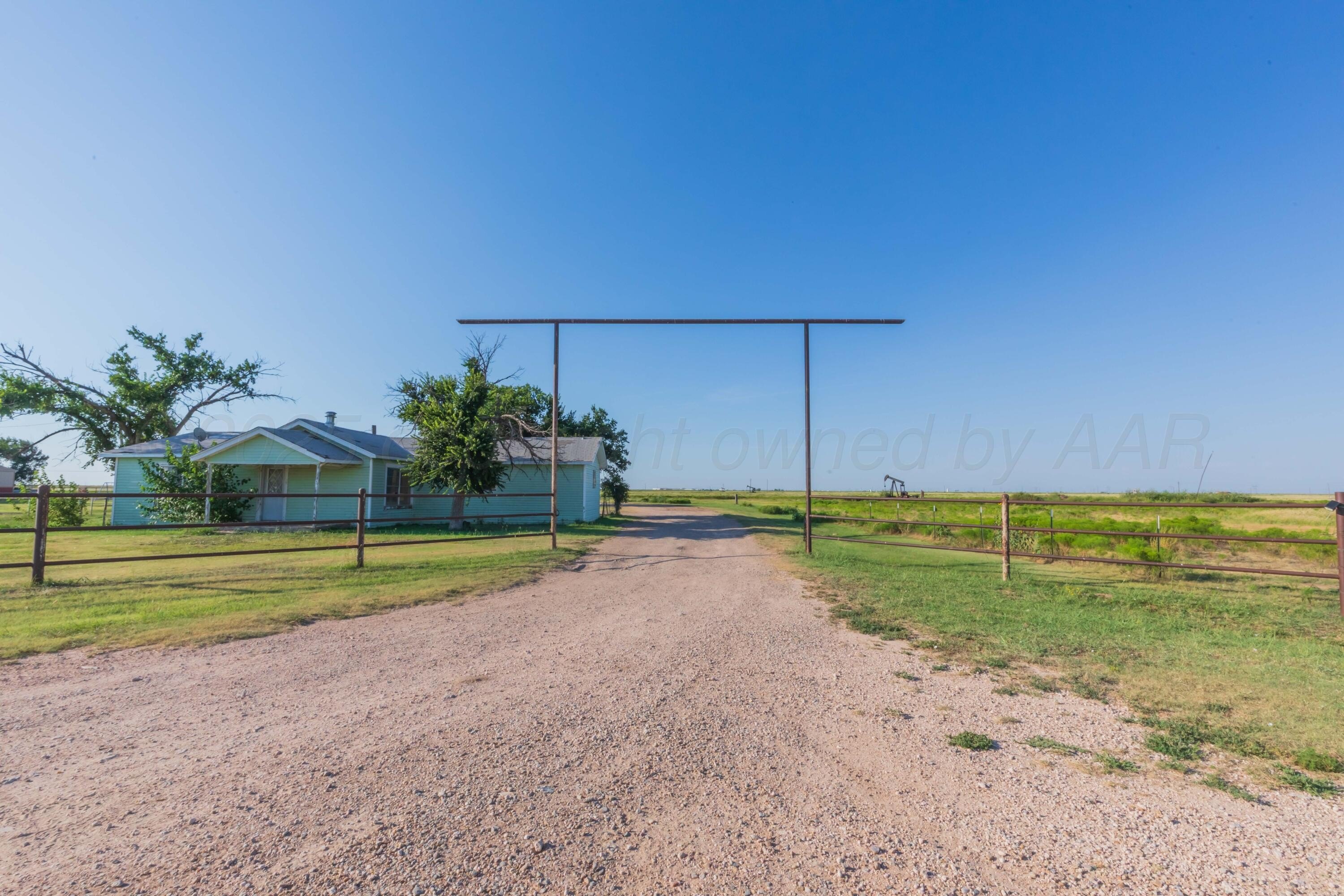 Other 3BR 2BA - 11566 County Rd E, Pampa, TX