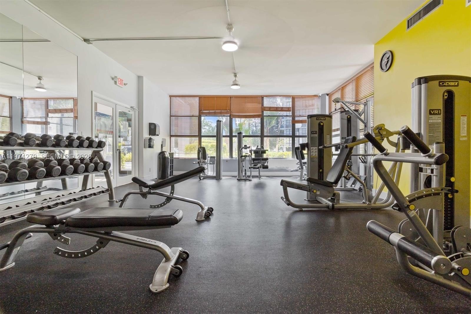 Condo 2BR 2BA - 1000 Parkview Dr, Hallandale Beach, FL