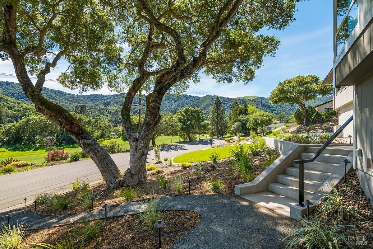 Single Family 5BR 5BA - 36 Capilano Drive, Novato, CA