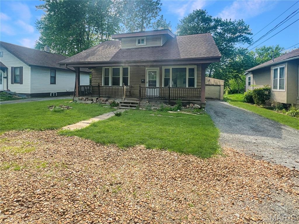 Single Family 3BR 1BA - 801 Strong Avenue, Collinsville, IL