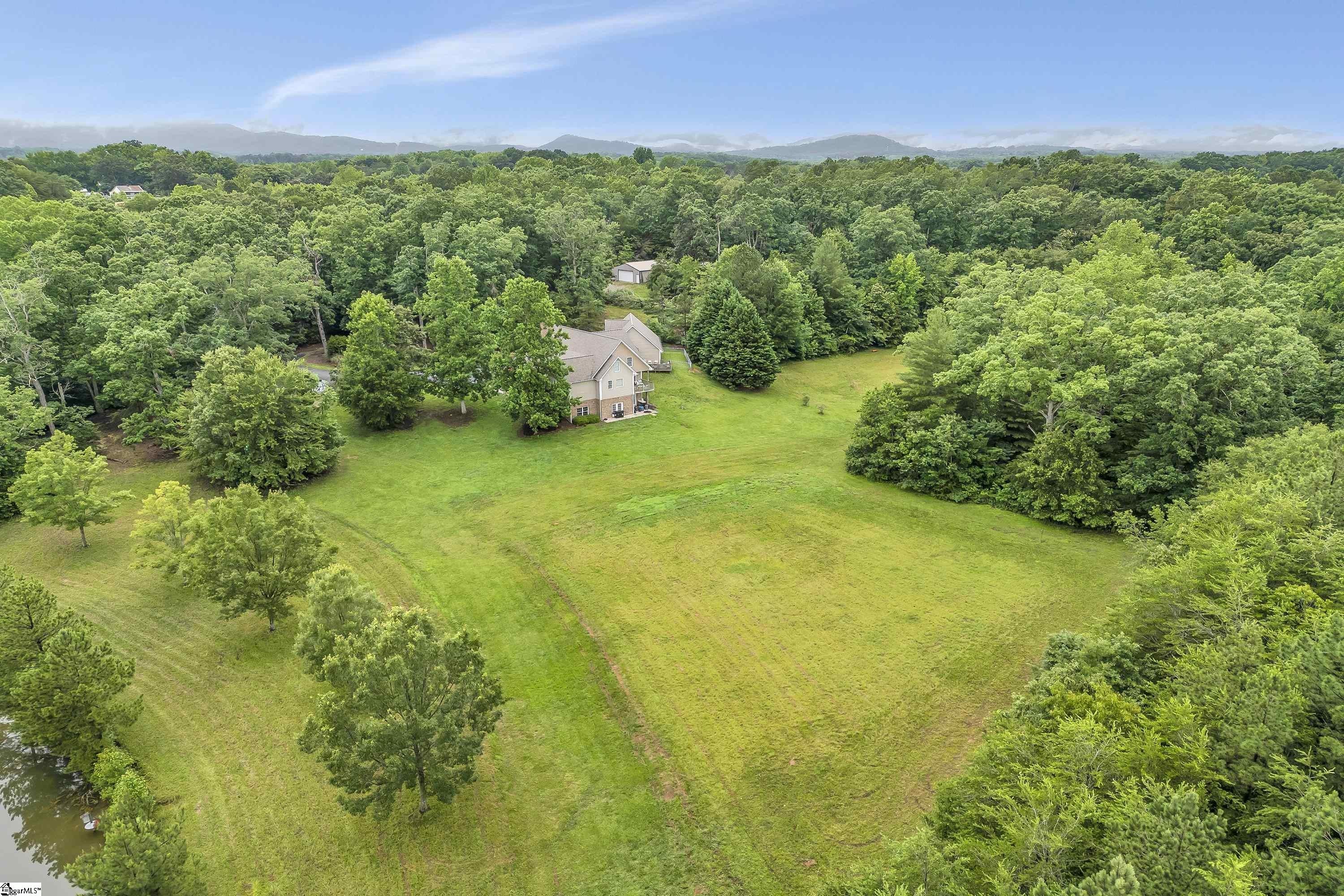 Single Family 5BR 4BA - 1527 S Blackstock Road, Landrum, SC
