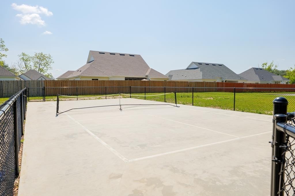 Single Family 4BR 2BA - 4473 Mahan Drive, Hahira, GA