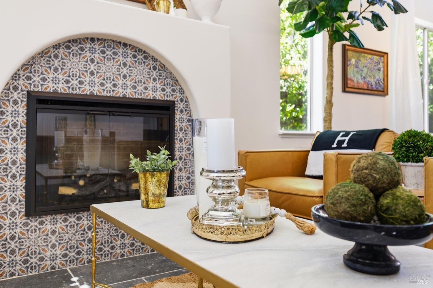 Single Family 4BR 3BA - 66 S Newport Drive, Napa, CA