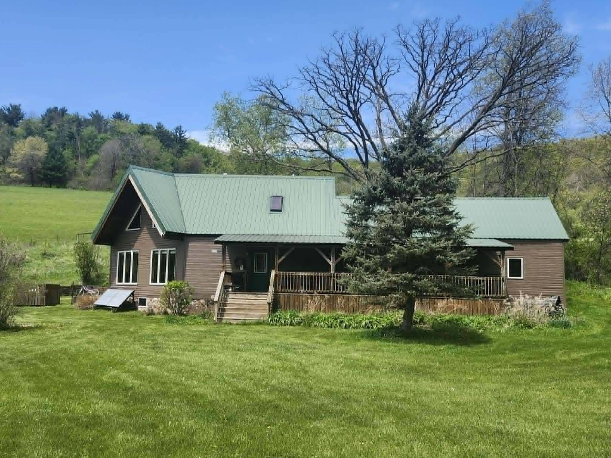 Single Family 5BR 3BA - 27468 County Road II, Richland Center, WI