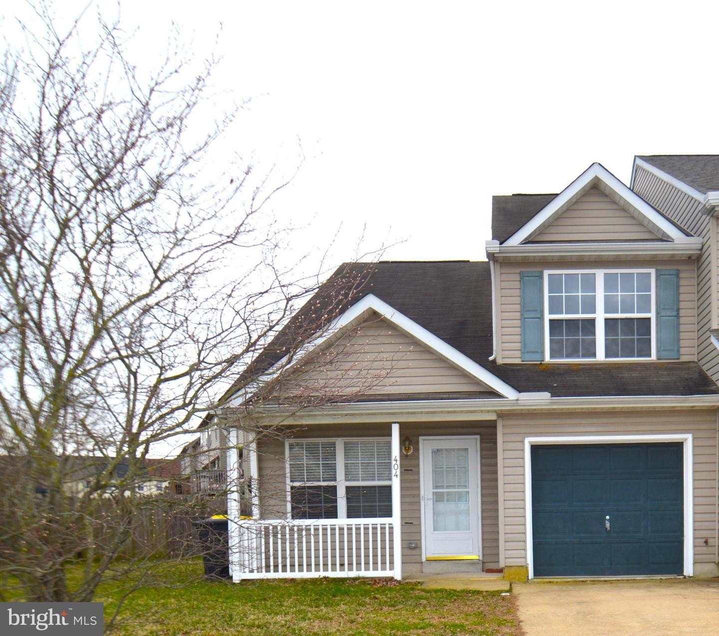 Single Family 3BR 3BA - 404 WORCHESTER DR, DOVER, DE