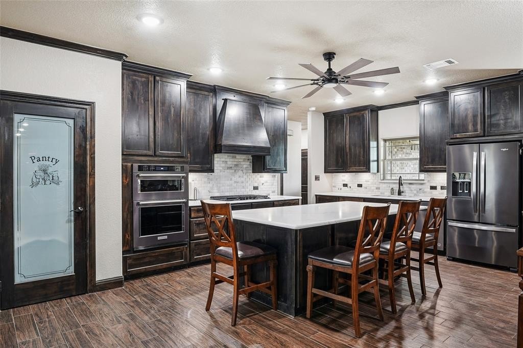 Single Family 3BR 3BA - 820 Fleitman Drive, Muenster, TX