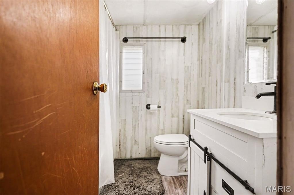 Single Family 2BR 2BA - 64 Mocking Bird Lane, Hawk Point, MO