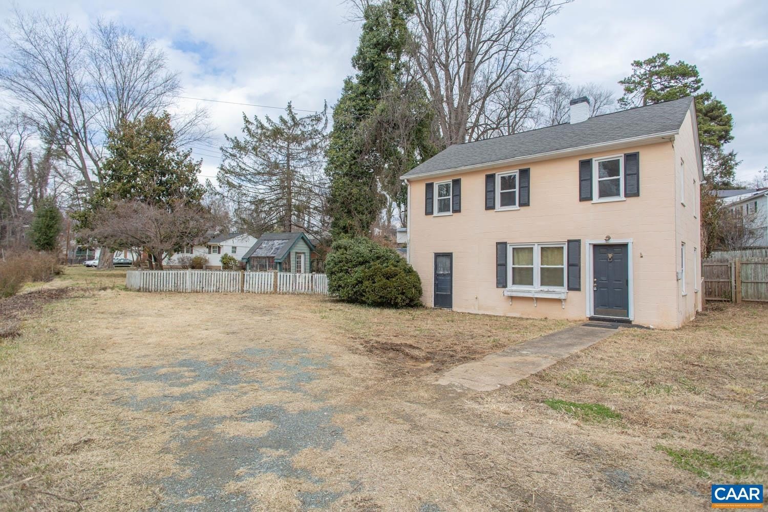Single Family 3BR 1BA - 1421 CHERRY AVE, CHARLOTTESVILLE, VA