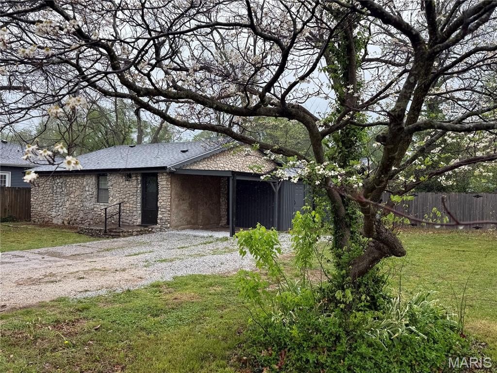 Single Family 3BR 1BA - 3053 W Grand, Springfield, MO