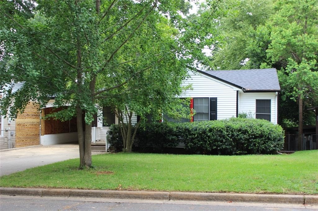 Single Family 3BR 2BA - 515 Davis Street, Minden, LA